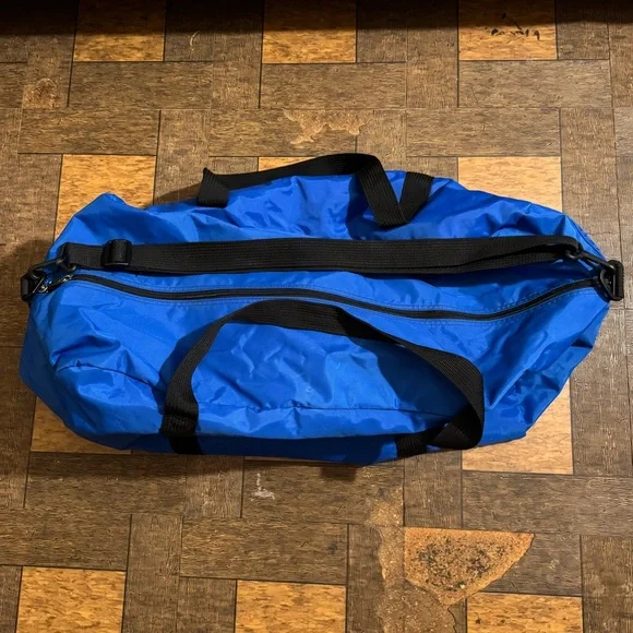 Nike Dunk Duffle Bag Jordan 1 Retro New Balance 2002R Adidas Samba Puma Speedcat